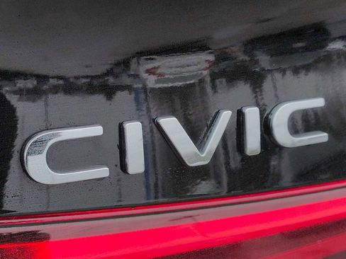 Certified 2024 Honda Civic Touring image 12