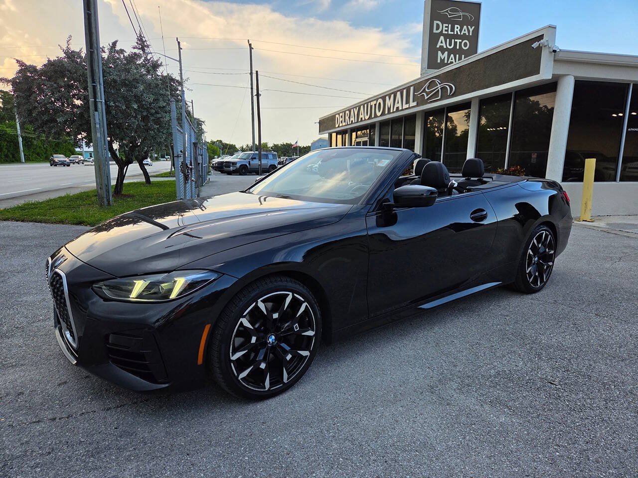 Used 2026 BMW 430i Convertible RWD image 3