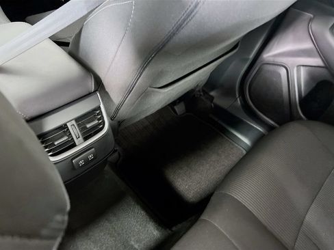 Used 2022 Subaru Legacy Premium AWD/4WD image 22