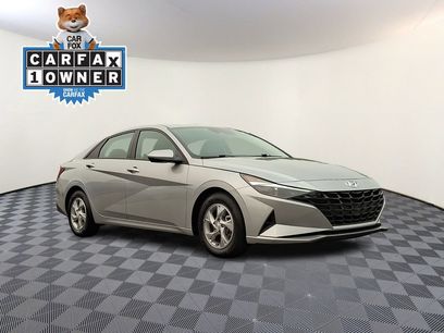 Used 2021 Hyundai Elantra SE