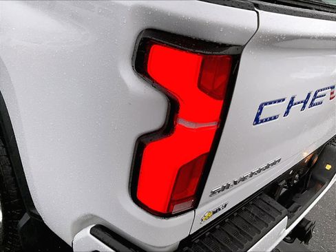 Used 2024 Chevrolet Silverado 2500 High Country w/ High Country Premium Package image 33