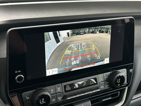 New 2026 Toyota Grand Highlander AWD Hybrid image 22