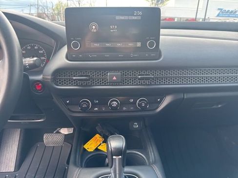 Used 2023 Honda HR-V Sport image 16