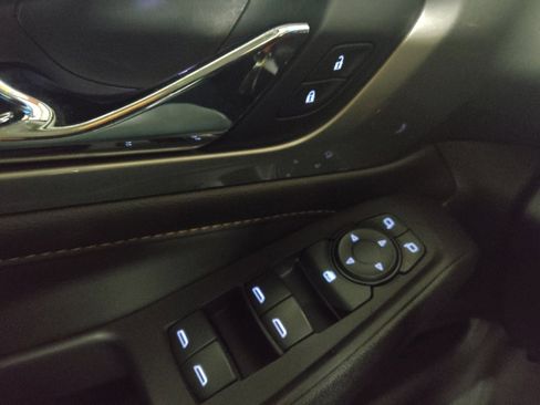 Used 2019 Chevrolet Traverse LS FWD image 27