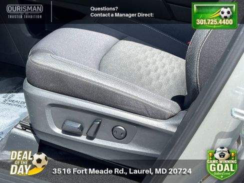 Used 2025 Nissan Pathfinder SV AWD/4WD image 8