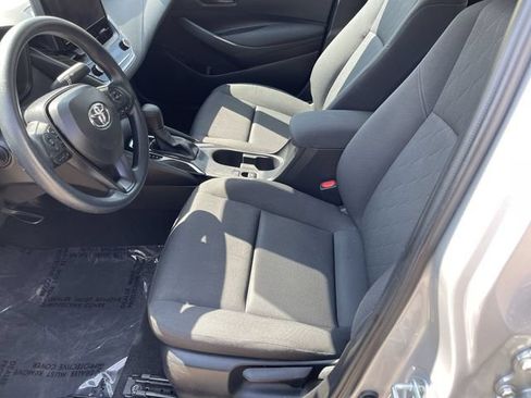 Used 2024 Toyota Corolla LE FWD image 11