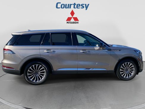 Used 2020 Lincoln Aviator Reserve w/ Equipment Group 201A AWD/4WD image 7