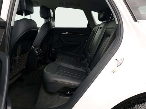 Used 2019 Audi Q5 2.0T Premium AWD/4WD image 18