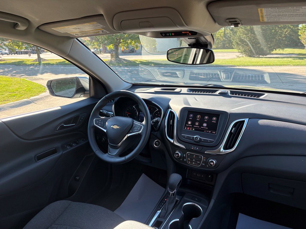 Used 2024 Chevrolet Equinox LT w/ LPO, Floor Liner Package FWD image 29