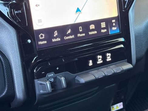 Used 2025 RAM 1500 Laramie image 20