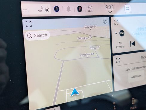 Used 2023 Jeep Wagoneer Series III w/ Preferred Equipment Group image 10