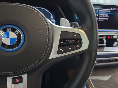 Used 2023 BMW X5 xDrive45e w/ M Sport Package image 21