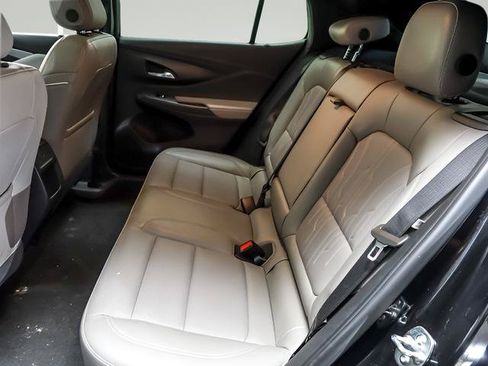 Used 2025 Buick Envista Avenir FWD image 11