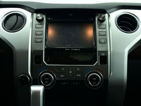 Used 2019 Toyota Tundra Limited w/ Limited Premium Package image 7