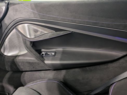 Used 2024 McLaren 750S image 16