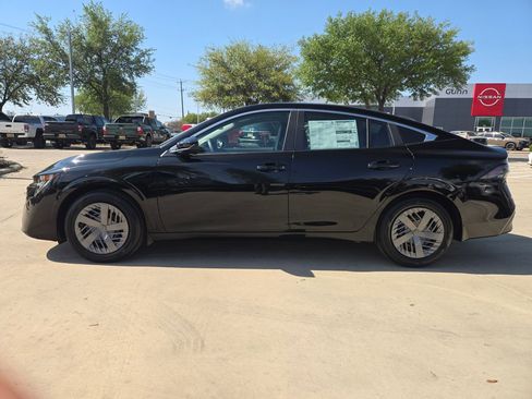 New 2026 Nissan Sentra SV FWD image 6