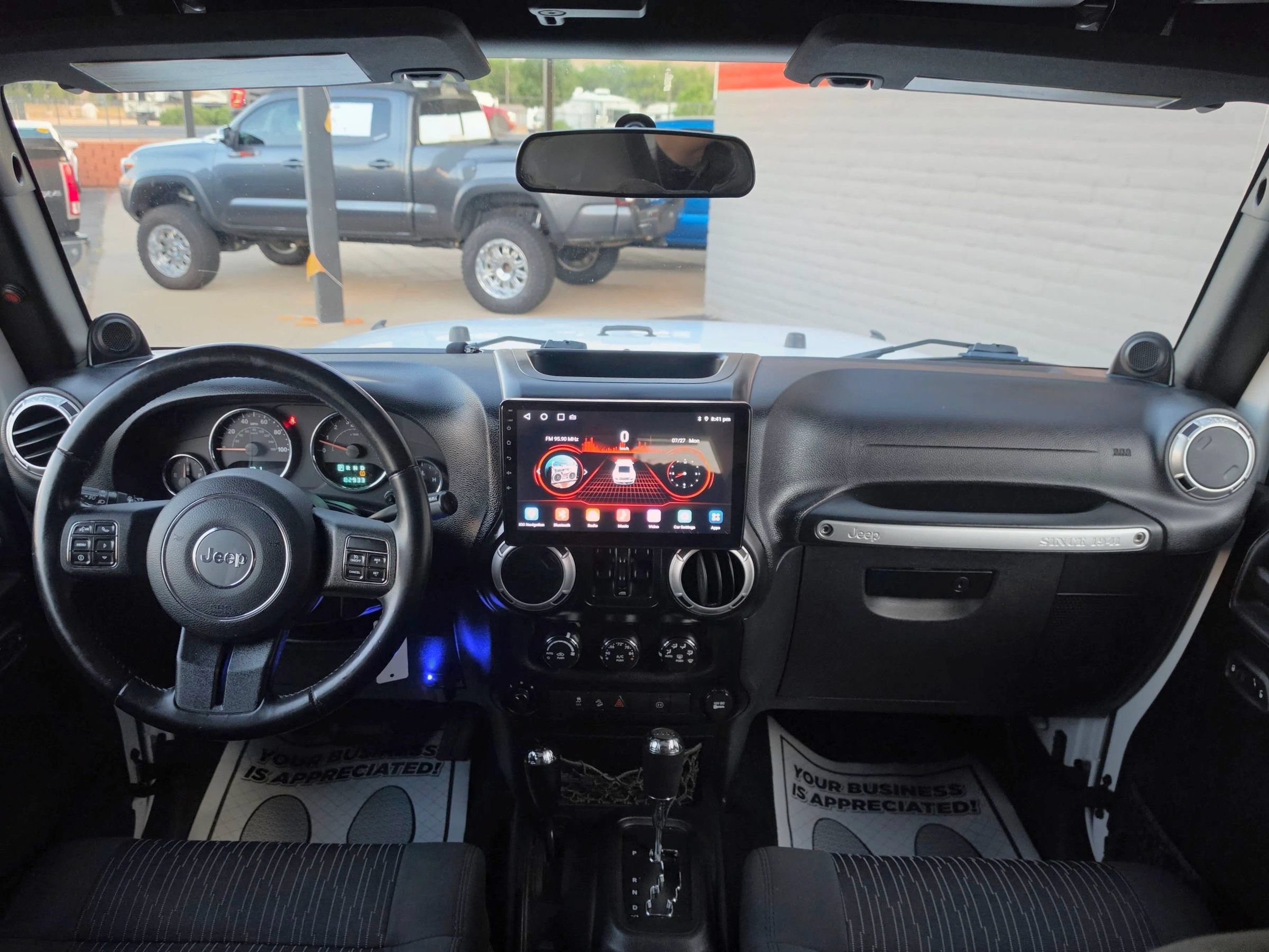 Used 2012 Jeep Wrangler Unlimited Sahara w/ Dual Top Group AWD/4WD image 8