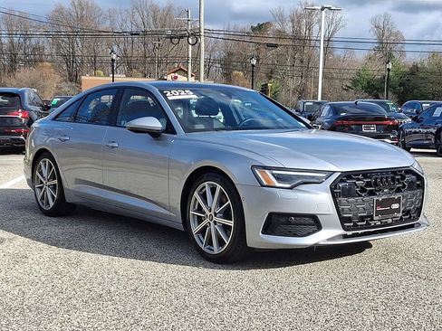 Used 2025 Audi A6 Premium Plus w/ Premium Plus Package image 3