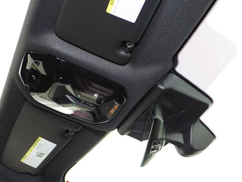 Used 2025 BMW 530i image 18