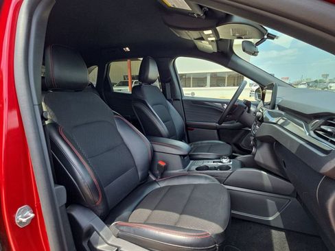 Used 2025 Ford Escape ST-Line AWD/4WD image 29