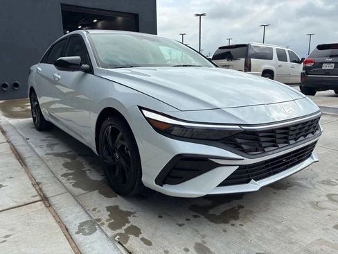 New 2026 Hyundai Elantra Sport FWD image 3
