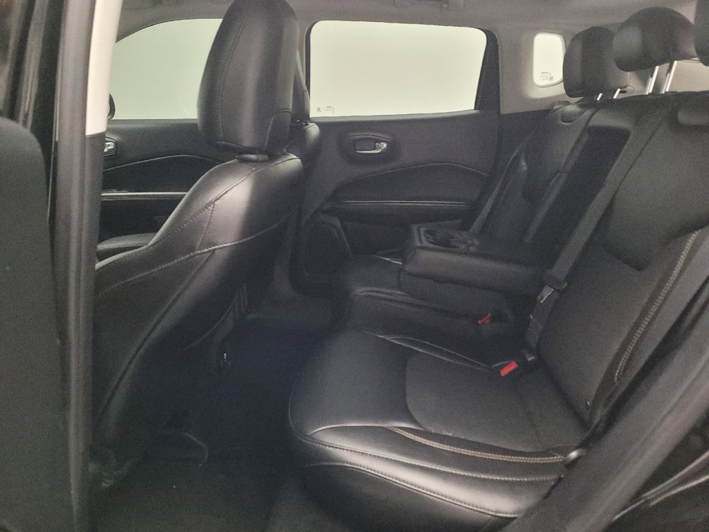 Used 2018 Jeep Compass Latitude w/ Popular Equipment Group AWD/4WD image 18