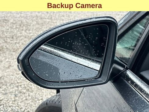 Used 2016 Volkswagen Golf SE image 8