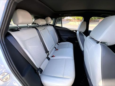 Used 2022 Volkswagen ID.4 Pro S AWD/4WD image 30
