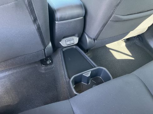 Certified 2025 Nissan Leaf S image 28