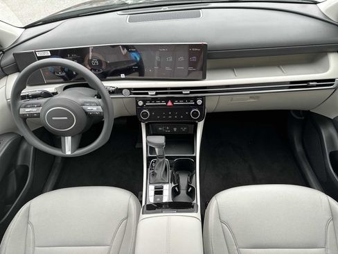 New 2026 Hyundai Tucson SEL image 13