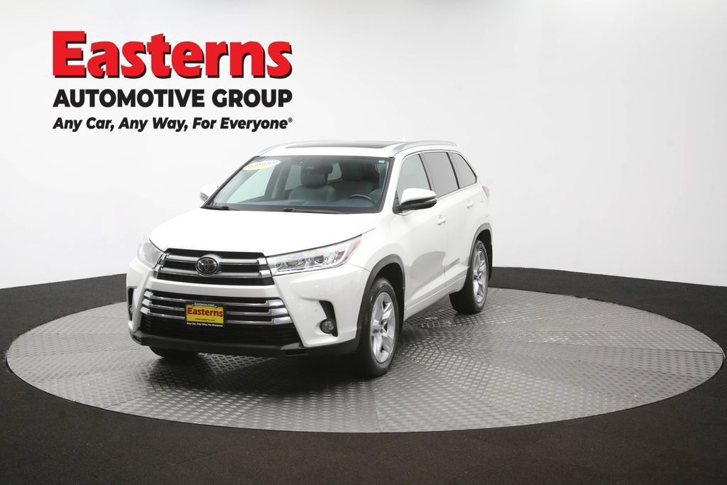 Used 2017 Toyota Highlander Limited Platinum AWD/4WD image 60