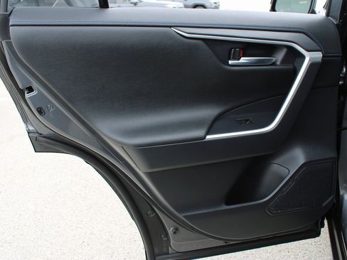 Used 2022 Toyota RAV4 XSE image 19