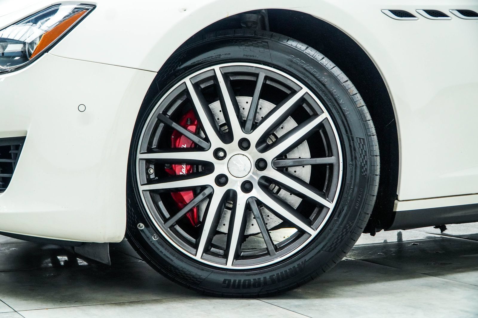 Used 2019 Maserati Ghibli S Q4 AWD/4WD image 7