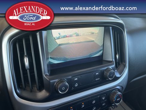 Used 2022 Chevrolet Colorado LT w/ Fleet Safety Package AWD/4WD image 22