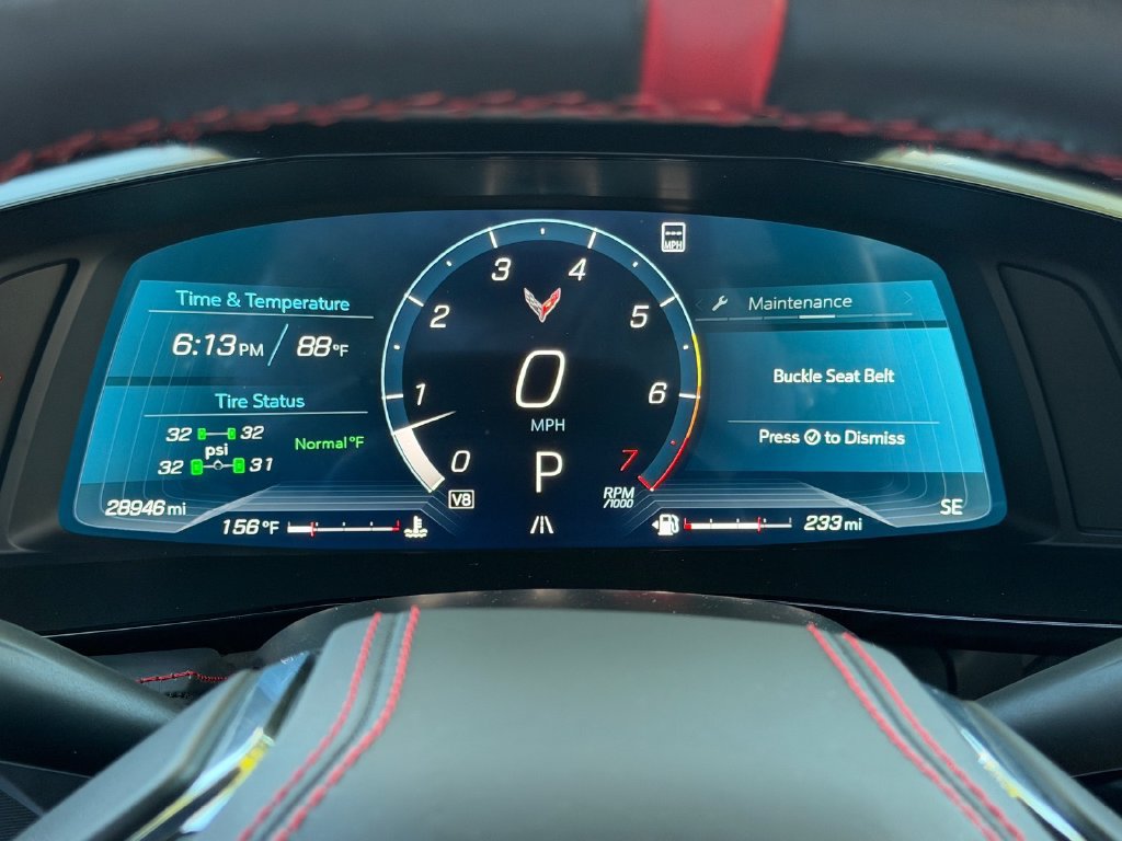 Used 2022 Chevrolet Corvette Stingray Premium Cpe w/ Z51 Performance Package RWD image 18