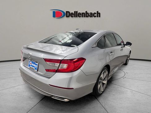 Used 2018 Honda Accord Touring image 5