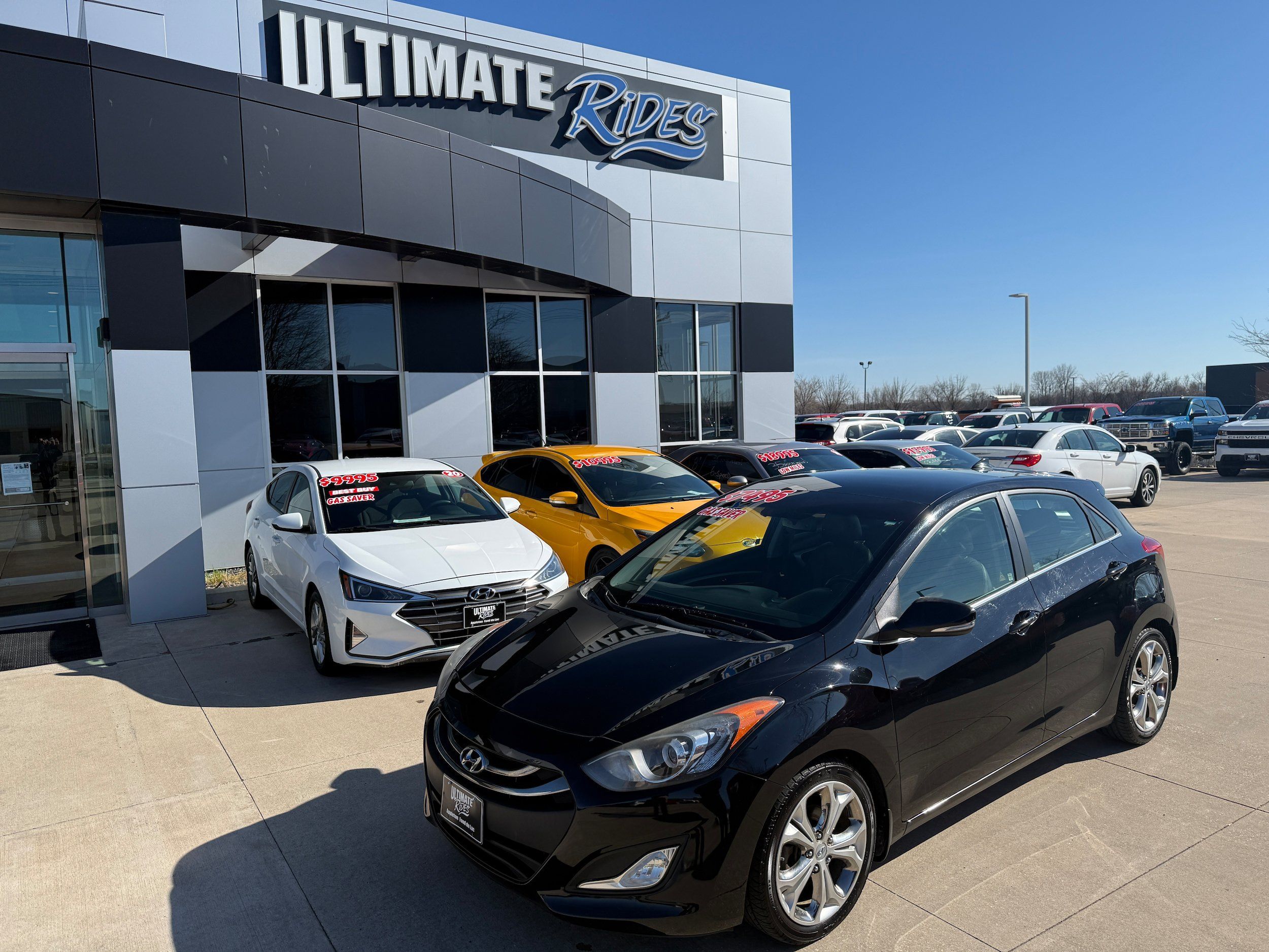 Used 2014 Hyundai Elantra GT w/ Option Group 03 FWD image 3