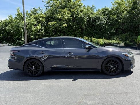 Used 2021 Nissan Maxima Platinum w/ 40th Anniversary Package FWD image 6