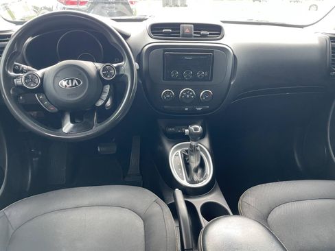 Used 2015 Kia Soul + FWD image 7