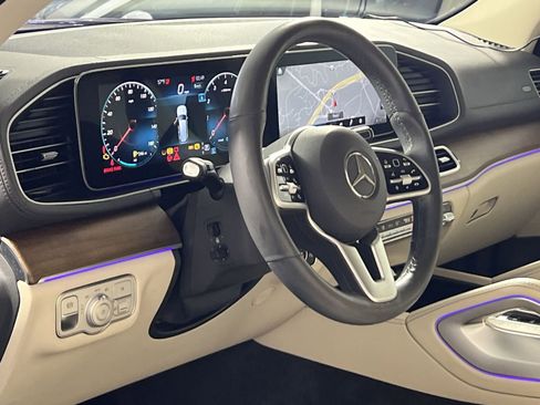 Used 2020 Mercedes-Benz GLS 450 4MATIC image 16