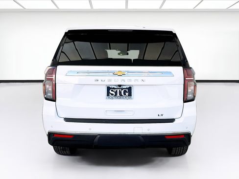 Used 2023 Chevrolet Suburban LT RWD image 5