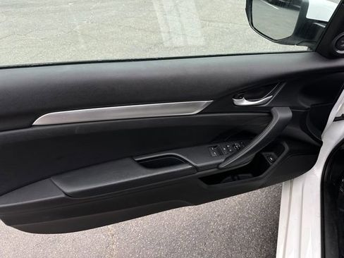 Used 2020 Honda Civic Sport image 13