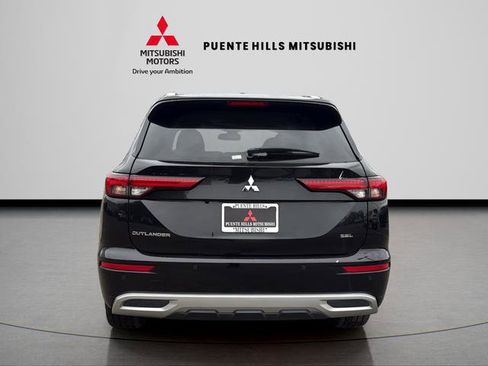 Used 2022 Mitsubishi Outlander SEL AWD/4WD image 6