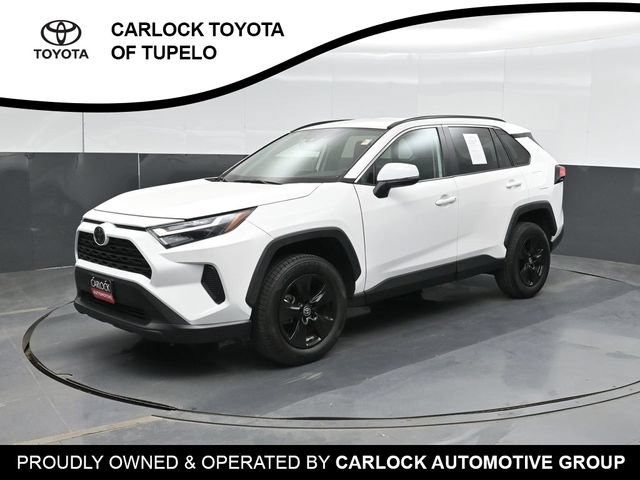 Used 2024 Toyota RAV4 XLE FWD image 8