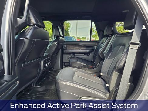 Used 2021 Ford Expedition Limited AWD/4WD image 14