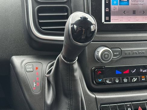 New 2026 RAM ProMaster 1500 w/ Quick Order Package 22G SLT image 19