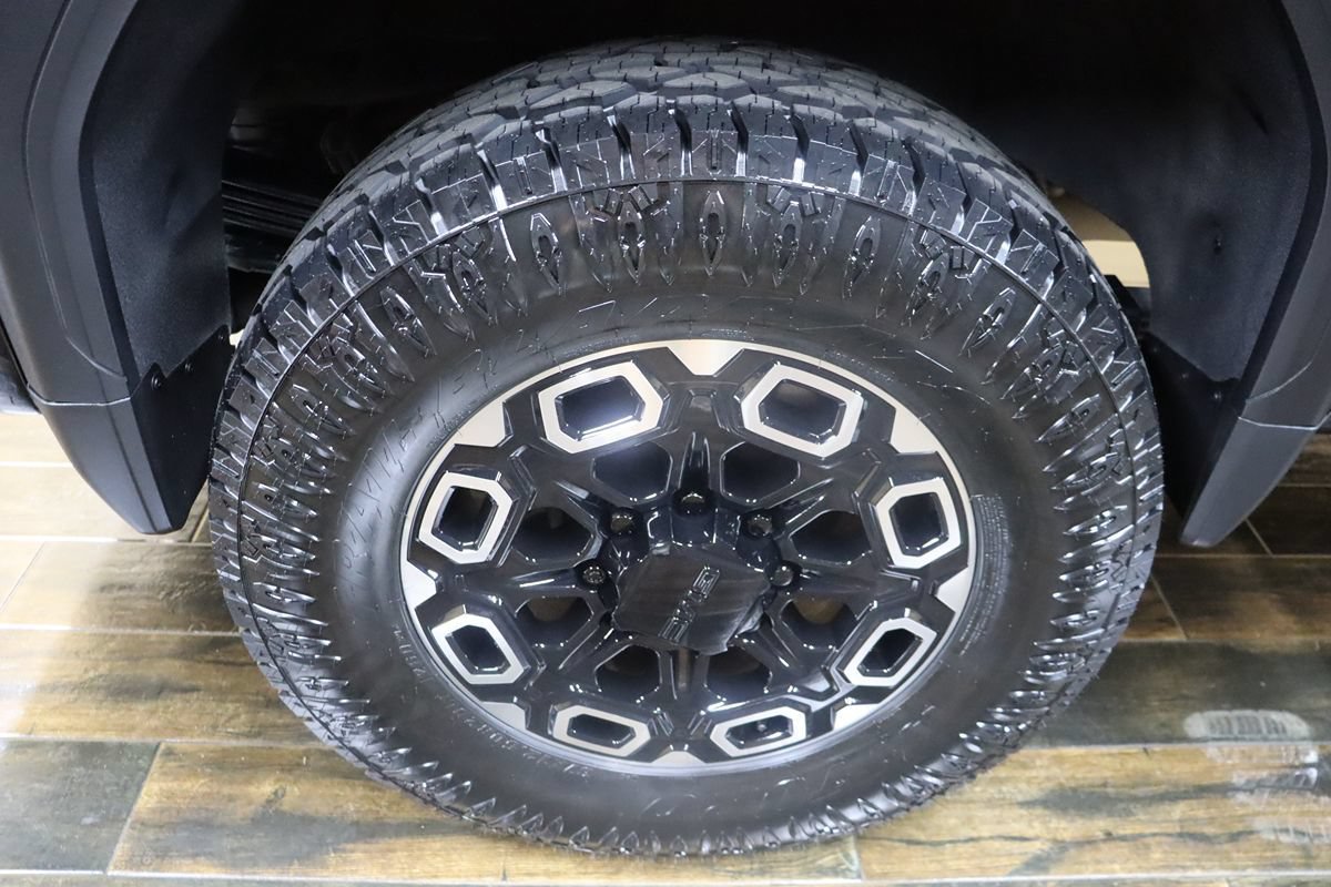 Used 2023 GMC Sierra 2500 AT4 w/ AT4 Premium Plus Package AWD/4WD image 43