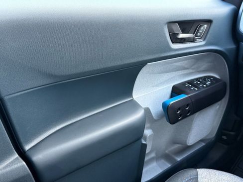 New 2026 Ford Maverick XLT image 32