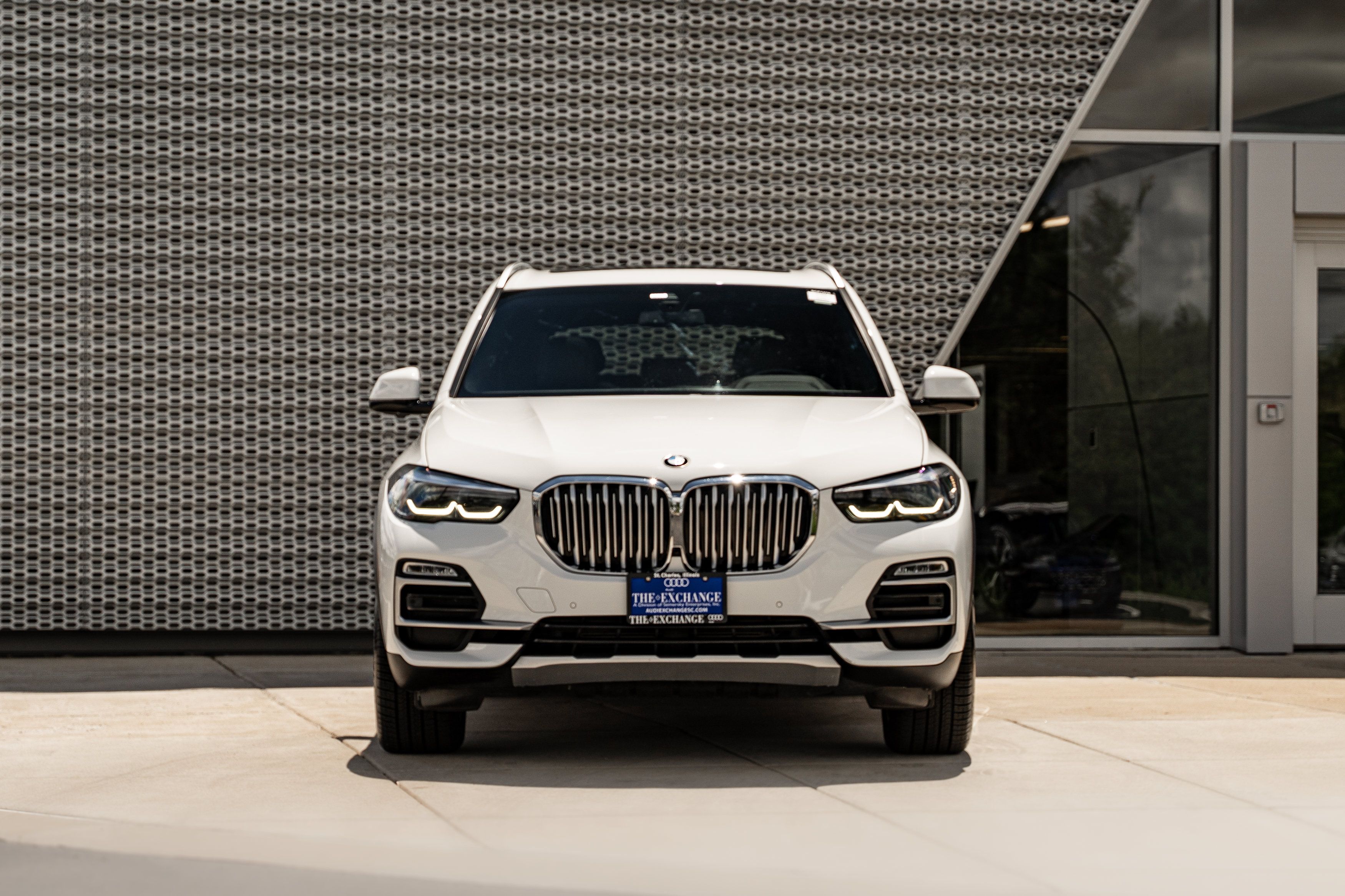 Used 2021 BMW X5 xDrive40i w/ Convenience Package AWD/4WD image 34