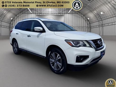 Used 2020 Nissan Pathfinder SL AWD/4WD image 1